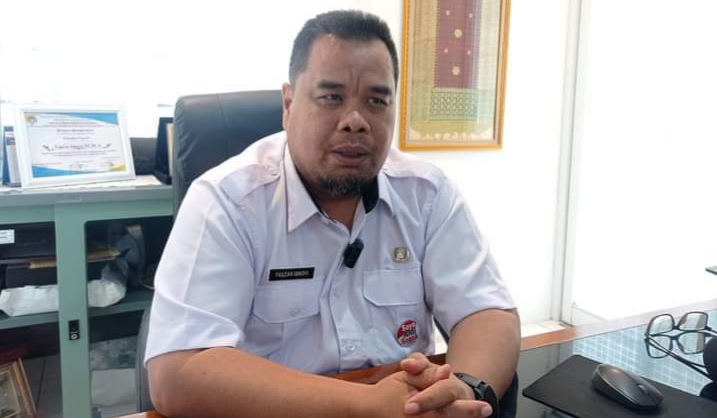 Kepala Dinas Koperasi dan UKM Kota Padang, Fauzan Ibnovi mengatakan bahwa saat ini terdapat sekitar 777 koperasi di Kota Padang.