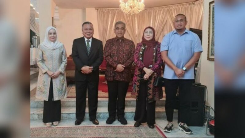 Anggota MPR RI asal Sumatra Barat (Sumbar), Andre Rosiade mendampingi Wakil Ketua MPR RI Ahmad Muzani bertemu Duta Besar (Dubes) Indonesia