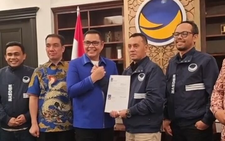 Partai Nasdem resmi mengusung Epyardi Asda pada Pemilihan Gubernur (Pilgub) Sumatra Barat 2024 nanti. Kepastian itu diketahui usai Epyardi