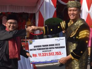 Pemko Pariaman Terima Dividen dari Bank Nagari Rp11,3 Miliar