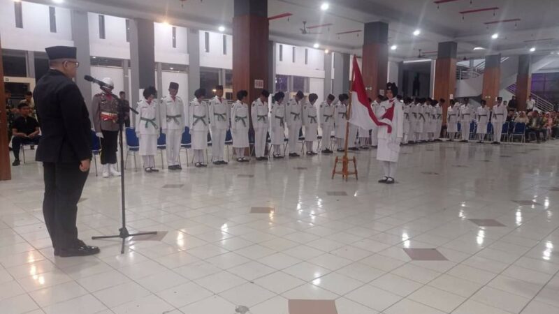 Pj Wako Andree Kukuhkan 56 Anggota Paskibraka Kota Padang