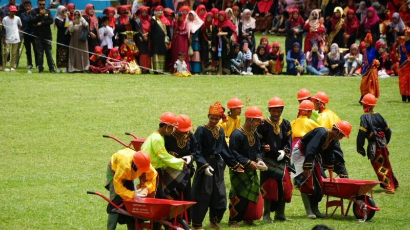 Festival Bungo Inai: Momen Kebangkitan Nagari Rambatan Pasca Bencana
