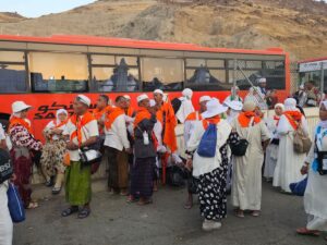 Jemaah haji Indonesia yang mengambil Nafar Awal akan mengakhiri fase menginap (mabit) di Mina pada 18 Juni 2024. Mereka akan kembali