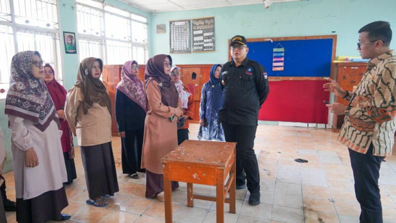 Ruang Kelas Terbakar, Pj Wako Andree Kunjungi SMPN 8 Padang