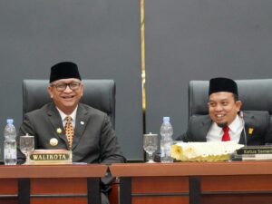 Anggota DPRD Padang Resmi Dilantik, Pj Wako: Pemko Siap Bersinergi dan Berkolaborasi