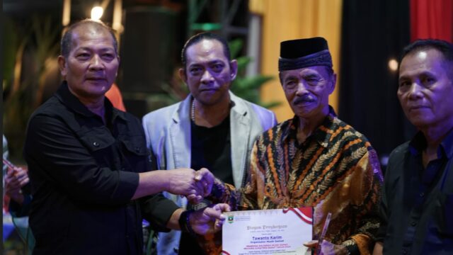 Mereka yang Berjasa Mengembangkan Musik Gamad, Pemprov Sumbar Beri Penghargaan