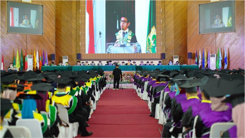 Kepada 2.780 Wisudawan, Rektor UNAND Titip 3 Pesan Penting