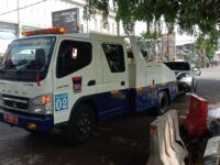 Tim gabungan yang terdiri dari Dinas Perhubungan, TNI/Polri dan Diskominfo Kota Padang melakukan penertiban terhadap kendaraan