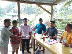 Seorang nelayan berinisial ZD (47) ditangkap oleh Satuan Reserse Narkoba Polres Pasaman Barat di Jorong Sakato Jaya, Nagari Sungai Aua,