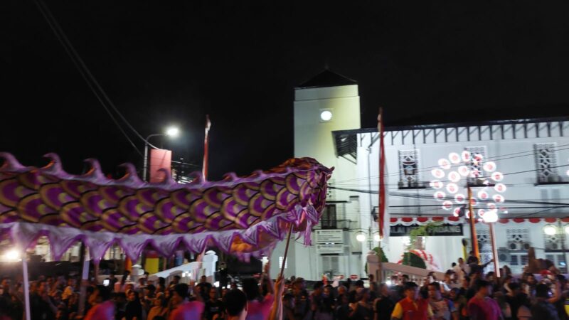 Pawai Telong-telong Tutup Puncak Festival Siti Nurbaya