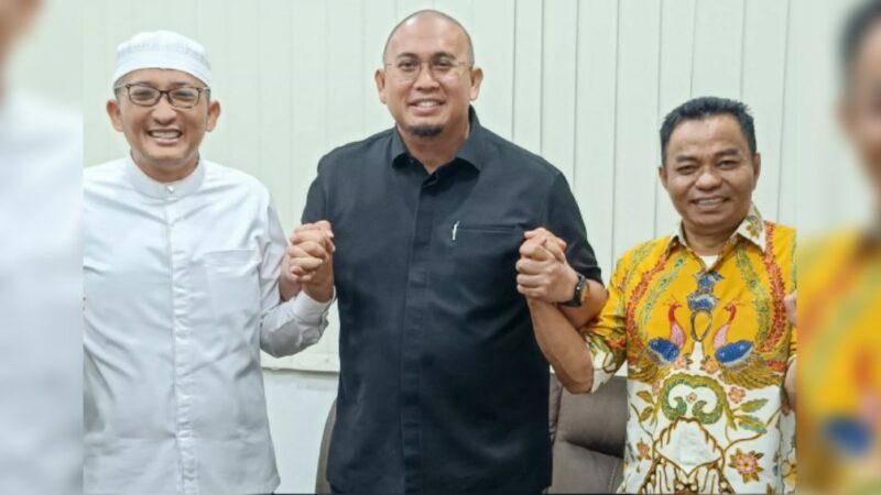 Pasangan Calon Wali Kota dan Wakil Wali Kota Padang Hendri Septa dan Hidayat telah meluncurkan sejumlah program dengan tagline Padang Hebat