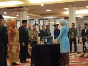 Rektor UBH Lantik Wakil Rektor Periode 2024-2028