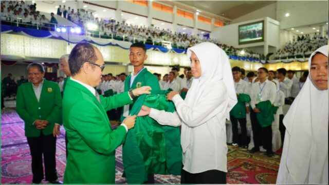 Sebanyak 3.453 mahasiswa baru UNAND mengikuti Bimbingan Kegiatan Kemahasiswaan dalam Tradisi Ilmiah (BAKTI) gelombang I pada Senin (5/8/2024).