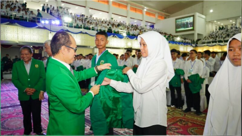 Sebanyak 3.453 mahasiswa baru UNAND mengikuti Bimbingan Kegiatan Kemahasiswaan dalam Tradisi Ilmiah (BAKTI) gelombang I pada Senin (5/8/2024).