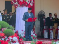 Ketua DPRD Sumbar Supardi bertindak sebagai pembaca proklamasi pada Upacara Peringatan HUT Kemerdekaan ke-79 RI di Istana Gubernur Sumbar.