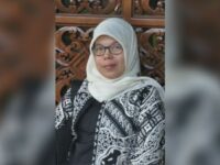 Dosen Fakultas Kehutanan Universitas Muhammadiyah (UM) Sumatera Barat, Hernawati, melakukan penelitian makanan khas Minangkabau, Randang