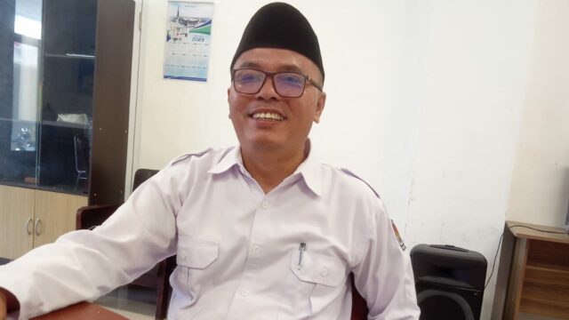 Ketua KPU Pesisir Selatan, Aswandi mengungkapkan bahwa hanya dua pasangan bakal calon (Balon) Bupati dan Wakil Bupati Pessel