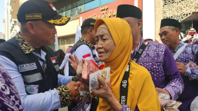 Pemulangan jemaah haji gelombang pertama dari kota Makkah Al Mukaramah berakhir hari ini, Rabu, 3 Juni 2024. Tercatat, hingga dini hari