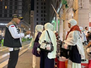 Proses Pemulangan jemaah haji oleh maskapai Garuda Indonesia ke Tanah Air kembali diwarnai penundaan atau delay. Penundaaan keberangkatan