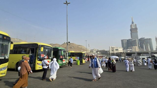 Petugas Penyelenggara Ibadah Haji (PPIH) Arab Saudi mengimbau jemaah haji Indonesia untuk melaksanakan Shalat Jumat di pemondokan