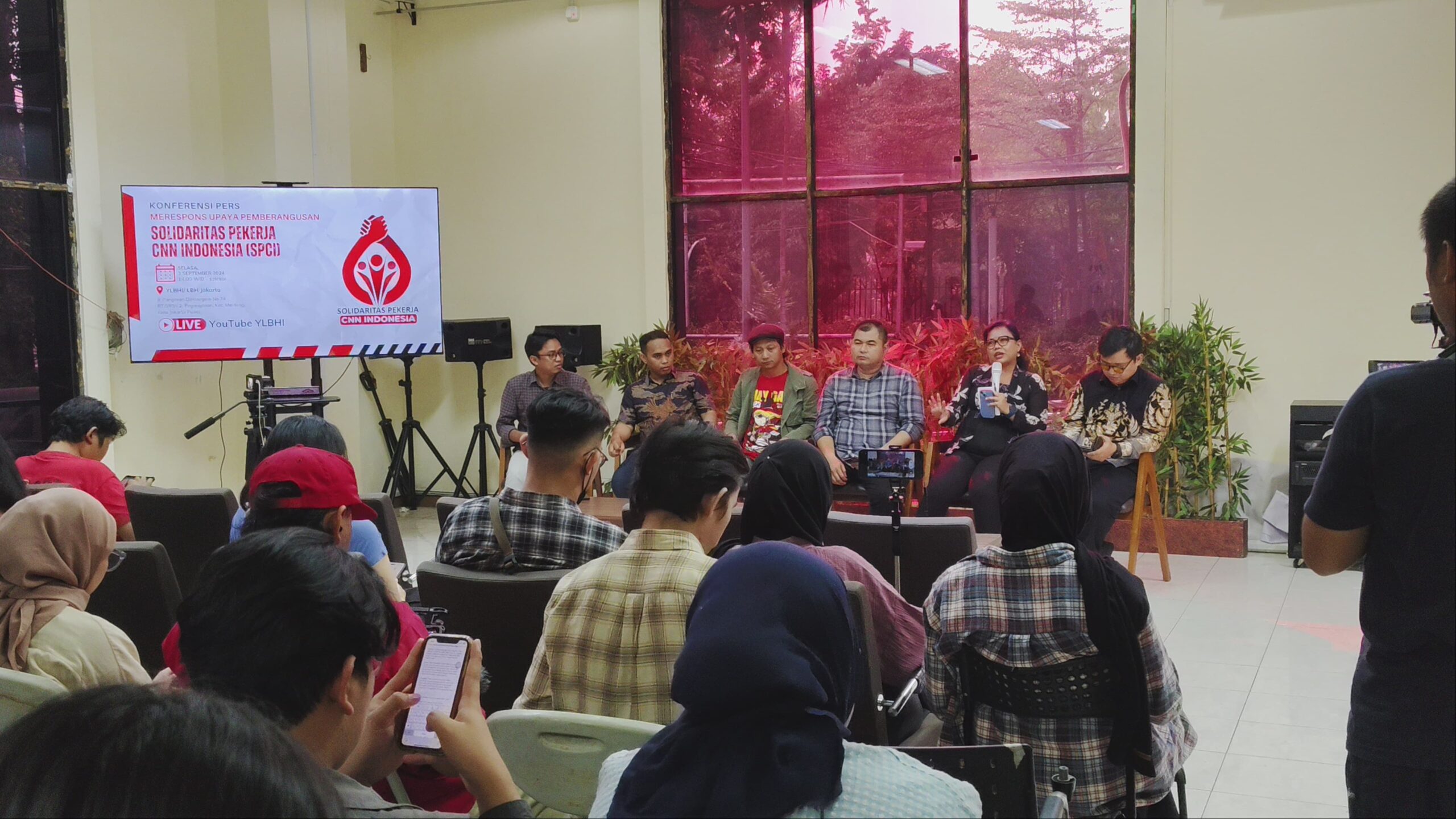 CNN Indonesia Bayar Upah Pekerja yang Dipotong Sepihak
