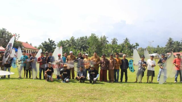 1.200 Peserta Ikuti Festival Layang-layang di Nagari Kapa Pasaman Barat