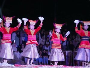 Tari Kreasi Budaya Minang Meriahkan Baringin Sakato Fest di Tanah Datar