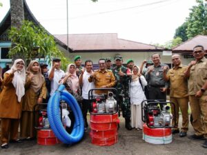 Petani Tanah Datar Terima Bantuan Pompa Air dari Kementerian Pertanian