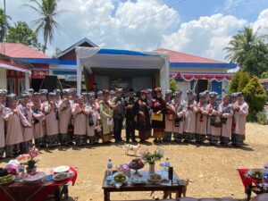 Hadiri Pengukuhan Pengurus KAN, Ekos Sebut Salah Satu Programnya Bangun Balai Adat