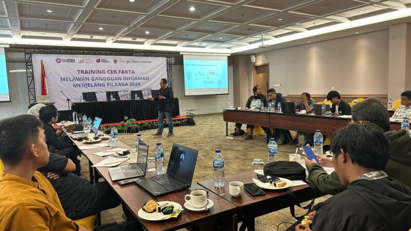 AMSI Gelar Cek Fakta di Padang Lawan Informasi Sesat Jelang Pilkada