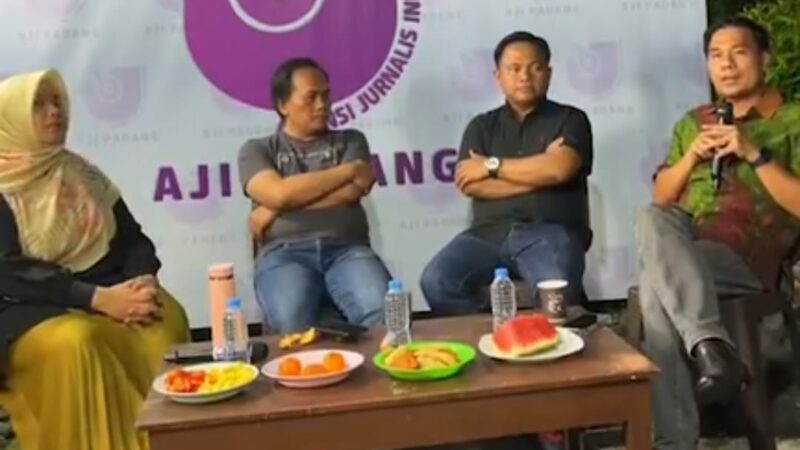 Koalisi Cek Fakta Sumbar Gelar Diskusi Publik Bahas Ancaman Disinformasi di Pilkada 2024