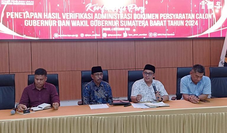 KPU Sumbar menyatakan bahwa syarat pencalonan dari dua paslon Gubernur dan Wakil Gubernur Sumatra Barat dinyatakan memenuhi syarat.