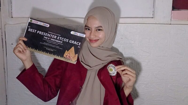 Mahasiswi Program Studi Teknik Sipil Universitas Muhammadiyah (UM) Sumatera Barat berhasil meraih gelar Best Presenter dalam ajan