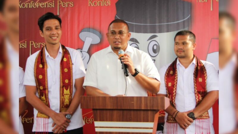 Pendaftaran pasangan calon (paslon) Riyanda Putra-Jeffry Hibatullah sebagai Calon Wali Kota-Calon Wakil Wali Kota  Sawahlunto periode