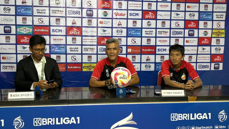 Semen Padang FC kembali menelan kekalahan setelah takluk 1-2 dari Malut United pada laga pekan keempat Liga 1 di Stadion Sultan Agung
