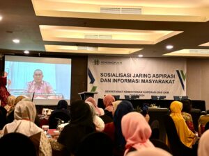 Anggota Komisi VI DPR RI Andre Rosiade mengatakan bahwa program-program yang dilaksanakan Kemenkop UKM disusun agar pelaku UMKM