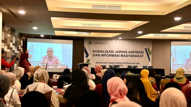 Anggota Komisi VI DPR RI Andre Rosiade mengatakan bahwa program-program yang dilaksanakan Kemenkop UKM disusun agar pelaku UMKM