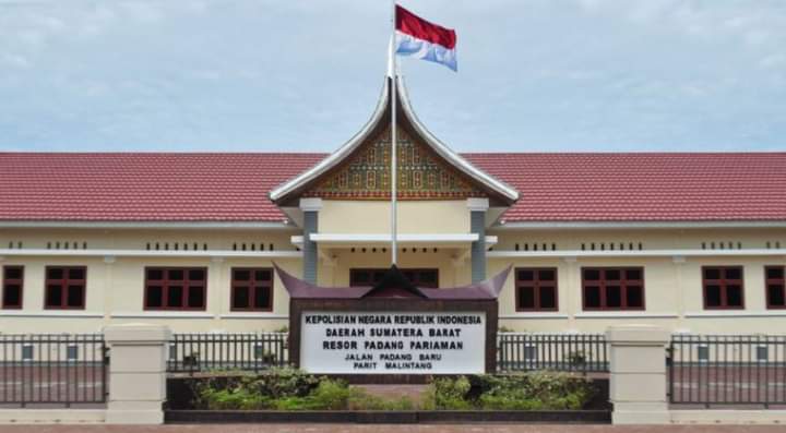 Motif pembunuhan Nia Kurnia Sari (18) oleh tersangka IS (28) hingga saat ini masih dalam penyelidikan lebih lanjut. Kapolres Padang Pariaman