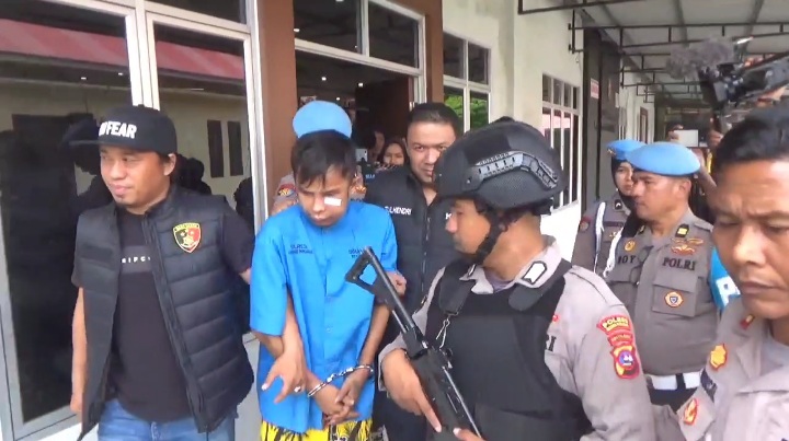 Kapolda Sumatera Barat (Sumbar) Irjen Pol Suharyono membeberkan beberapa tindakan yang dialami Nia Kurnia Sari (18), gadis penjual gorengan