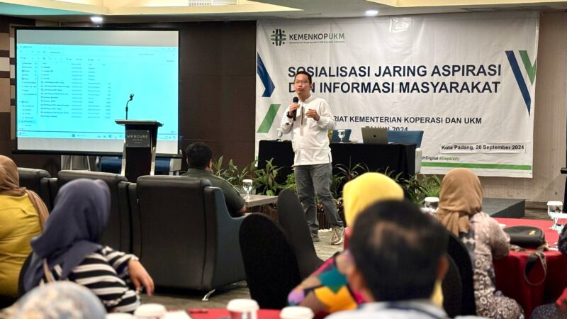 Wakil Ketua Forum UMKM Kota Padang Farouk mengapresiasi Anggota Komisi VI DPR RI Andre Rosiade yang mengadakan sosialisasi jaring aspirasi