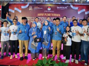 Tim Gerak Cepat atau TGercep Sumatra Barat menyatakan dukungannya, terhadap calon gubernur dan wakil gubernur Sumbar Mahyeldi-Vasko Ruseimy