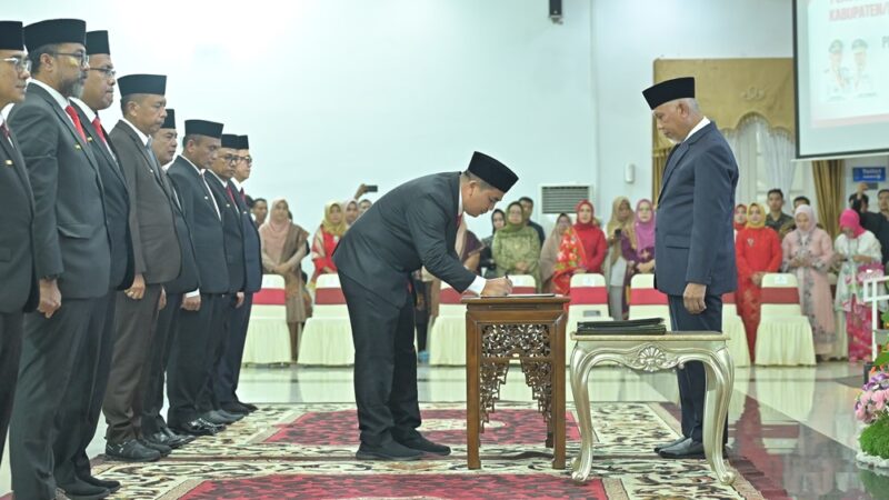 Gubernur Mahyeldi Kukuhkan 9 Pjs Bupati dan Walikota se Sumatra Barat