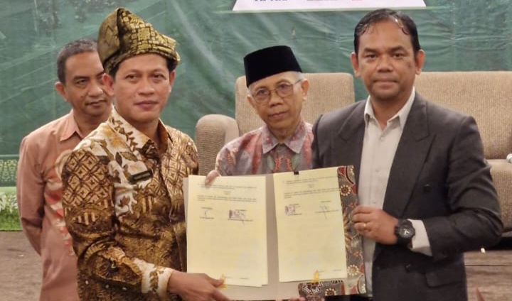 Universitas Muhammadiyah (UM) Sumatera Barat tekan kerjasama dengan Direktorat Jenderal (Dirjen) Planologi Kehutanan dan Tata Lingkungan (PKTL)