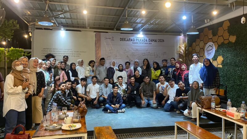 Pemuda Lintas Iman Padang Deklarasi Tangkal Hoaks Untuk Pemilu Damai