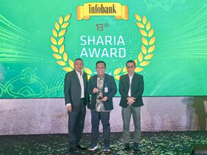 UUS Bank Nagari Raih The Best Performance Sharia Banking Bussiness Unit