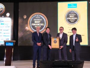 Bank Nagari Raih Penghargaan di Ajang Indonesia Best Financial Awards 2024 dari The Iconomics