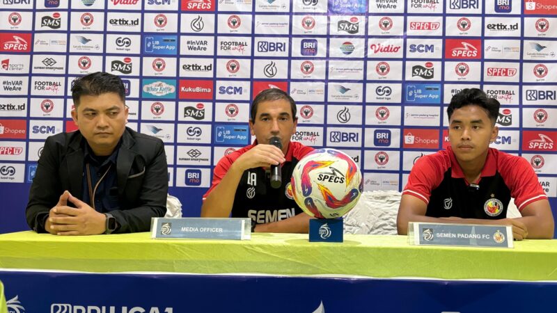 Jamu Dewa United, Pelatih SPFC Eduardo Almeida Fokus Raih 3 Poin