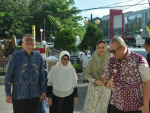 Keluarga Achirul Yahya Diboyong Pj Wako Napak Tilas ke Balai Kota dan DPRD Lama