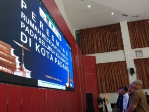 Rumah Restorative Justice kini hadir di 11 kecamatan yang ada di Kota Padang. Rumah Restorative Justive di seluruh kecamatan di Kota Padang