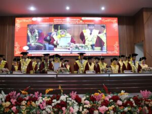 Universitas Islam Negeri Imam Bonjol Padang menggelar wisuda ke-92 di hari pertama hingga dua hari kedepan. Sebanyak 436 lulusan dari